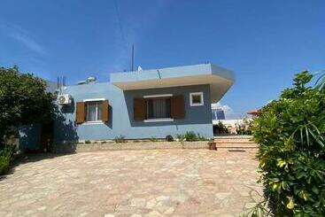 דירות לתיירים Villa Murataj