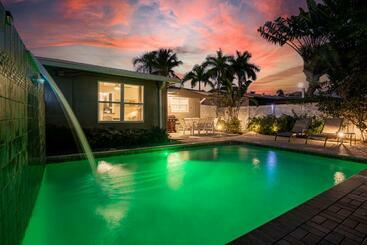 ツーリストアパートメント Wilton Manors Cottage East 2 Bed 2 Bath Wown Pool