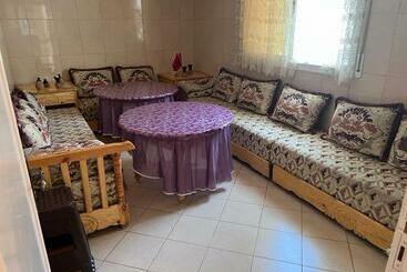 관광객 아파트 2 Zimmer Wohnung Corniche Nador Sidi Ali Am Meer & Wifi