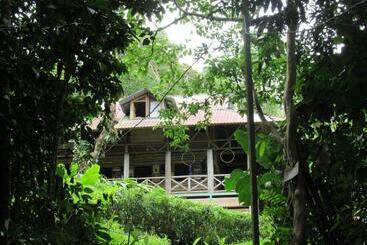 فندق صغير Centro Ecológico Montaña Verde