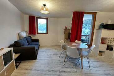 דירות לתיירים Le Studio Du Queyras Avec Vue Sur La Montagne