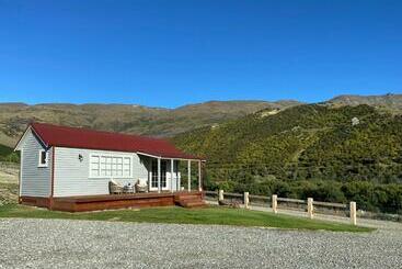 צימר Rose Creek Cottage