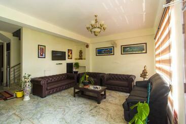 فندق Nxgen Nostalgia, Near Mg Marg