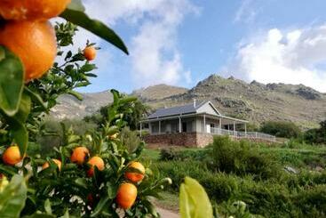 פנסיון Latjeskloof Accommodation