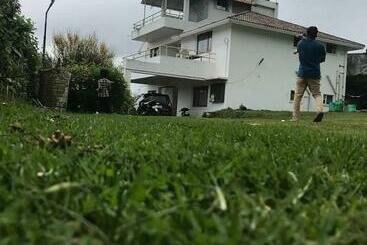 شقق خاصة سياحية Rustic Cottage