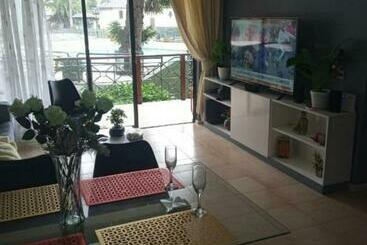 ツーリストアパートメント The Best Location In The Beach And Golf Club