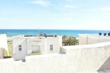 شقق خاصة سياحية Une Très Belle Villa Au Bord De La Mer !