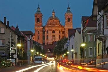 호스텔 Apartment 96