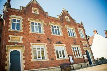 ホテル Elmham House   Pilgrim