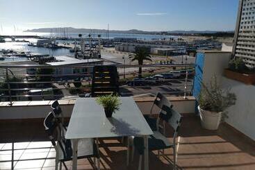 Жильё для туристов L Estartit, àtic Amb Terrassa Primera Línia