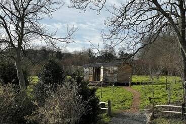 شقق خاصة سياحية Robins Retreat   Orchard With Hot Tub   See Extras