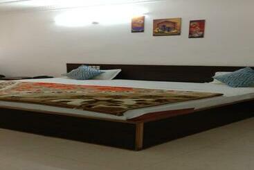 Отель Bodhi Grand, Bodhgaya