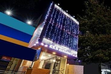 Itsy Hotels Nrm Residency