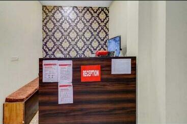 ホテル Pop 93228  Park View