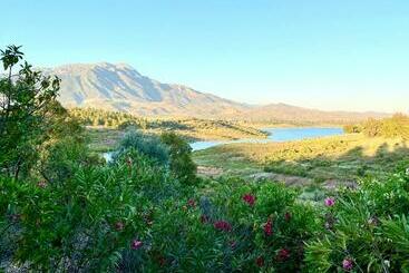 Жильё для туристов La Rústica En Viñuela, Piscina Privada