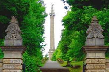 Vine Ridge Resort   Cottages