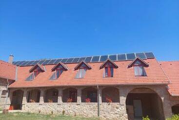 ベッドアンドブレックファースト Csipke Vendégház