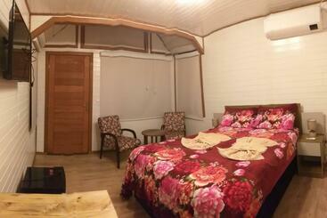 מלון כמוסות Cabanas Favo De Mel