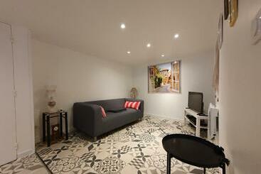 관광객 아파트 La Traboule Maison De Ville Avec Extérieur