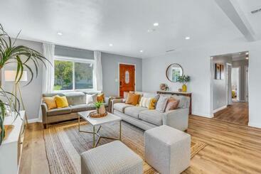 游客公寓 Lux    A Perfect Home In South Bay 10 Mins To Beaches