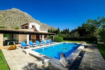 관광객 아파트 Peace And Relax At 5 Min Driving To Puerto Pollensa By Renthousing