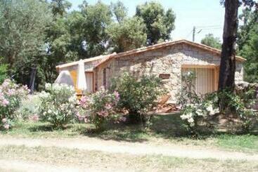 관광객 아파트 Maison Typique En Pleine Nature