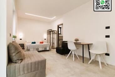 پانسیون A, C Or D Myaostaproject Rentals