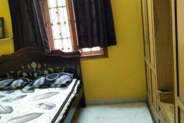 游客公寓 Srinivas Nilayam