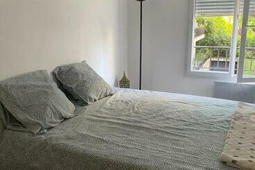 شقق خاصة سياحية Bel Appartement à Neuilly Sur Seine 92200