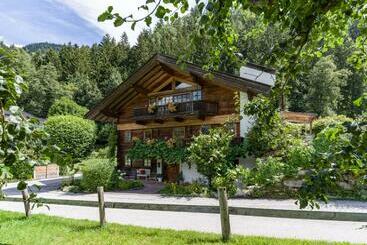 شقق خاصة سياحية Das Ihäusl