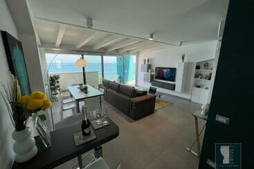游客公寓 I Mori Luxory Apartments Attico Mansardato Con Incantevole Vista Mare