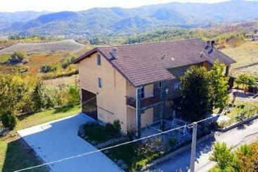 ツーリストアパートメント Casa Vacanze Monte Martino