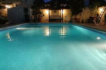 דירות לתיירים Chalet Con Capacidad Para 8 Personas