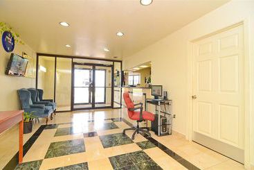 호텔 Americas Best Value Inn & Suites Smithville