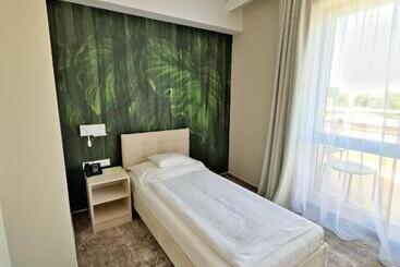 酒店 Atlantis Wellness & Conference