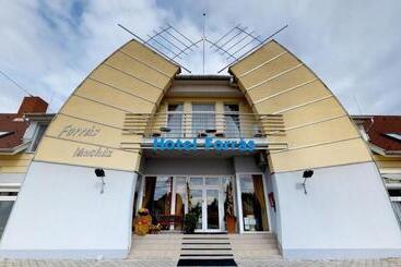 בית מלון כפרי Forras