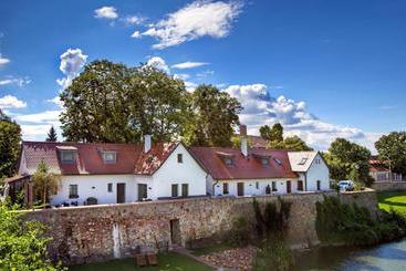 호텔 Platan Udvarhaz