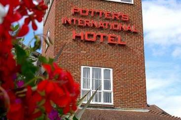 호텔 Potters International