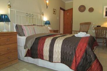 فندق The Saffron House