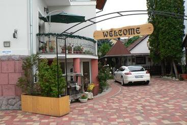 펜션 Guest House Móritz