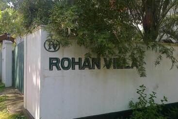 Курорт Roman Beach