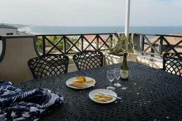 관광객 아파트 Club Mykonos Umdloti  Sea Views 2bed 2bath  2pools