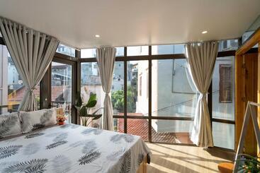 آپارتمانهای توریستها 5 To 10 Bedrooms Houses