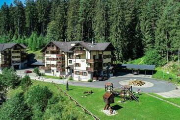 ツーリストアパートメント Apartmán Olívia 8 Hrabovská Dolina