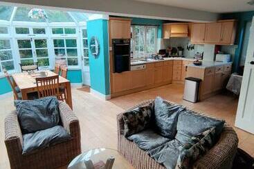 Жильё для туристов April Cottage