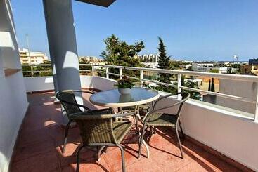 דירות לתיירים Precioso ático Islantilla Playa. 1hab+sofá Cama