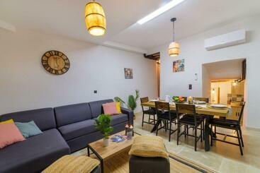 آپارتمان‌های توریست‌ها Charmant Appartement   Saint Paul De Vence Village