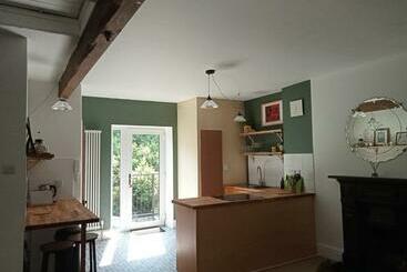 관광객 아파트 Treetops & Viaducts; Open Plan Two Bed Apartment