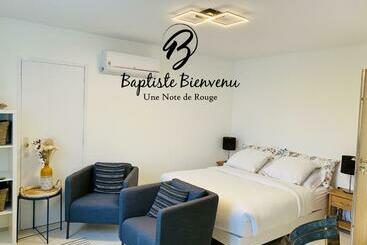 דירות לתיירים Appartement Au Cœur De Chablis Caves Baptiste Bienvenu