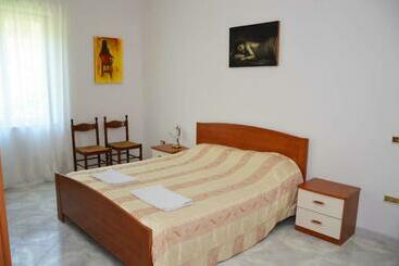 ツーリストアパートメント Coccorullo Smart Apartmant